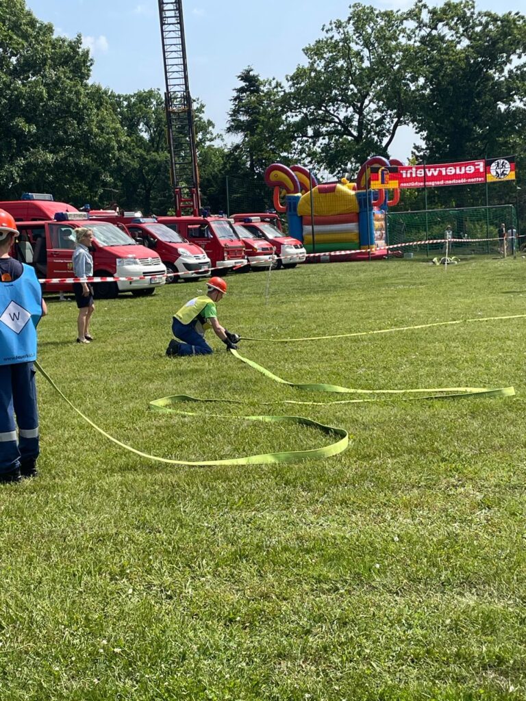 Schlauchtrupp beim Wettbewerb