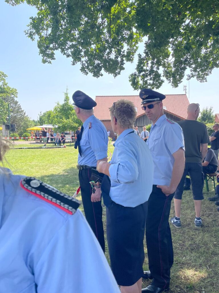 Bild mit Sven, Nicole und Jörg bei den Gemeindewettkämpfen in Armsen