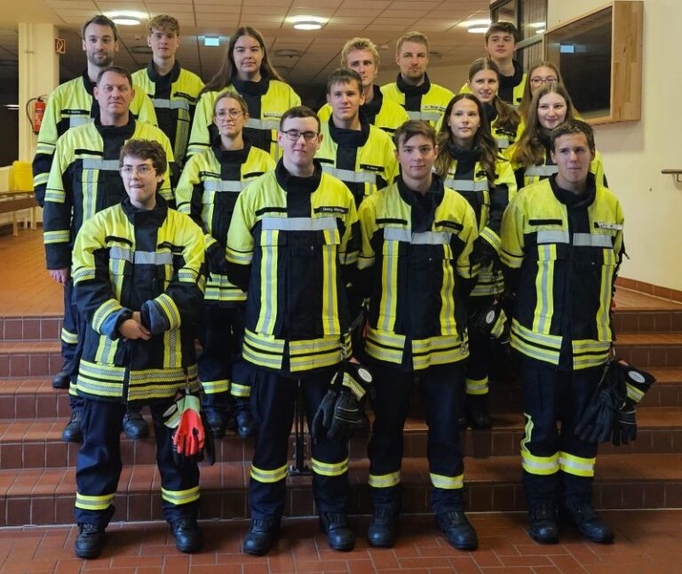Gruppenfoto von den Teilnehmenden des QS1 Lehrganges