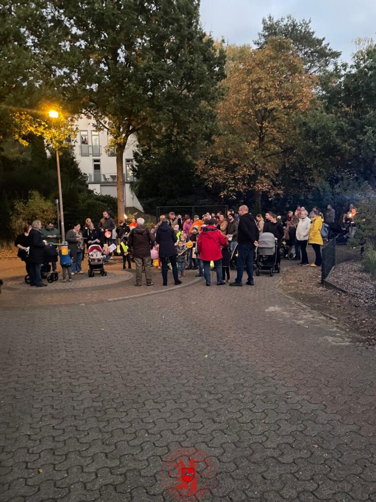 Der Laternenumzug befindet sich in den Fuhren